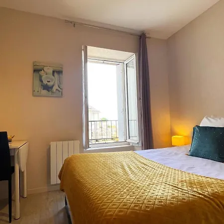 Hotel Des Quatre Saisons 3*