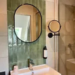 Des Quatre Saisons Hotel 3*