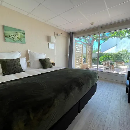 Des Quatre Saisons 3*