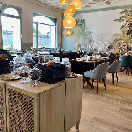 Ξενοδοχείο Des Quatre Saisons Guérande