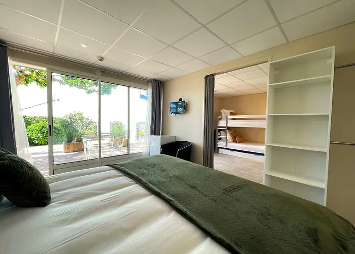 Des Quatre Saisons 3*