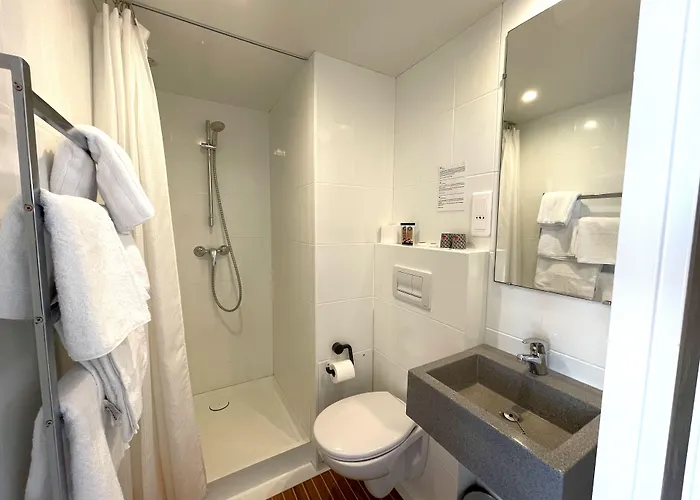 Des Quatre Saisons 3* Геранд